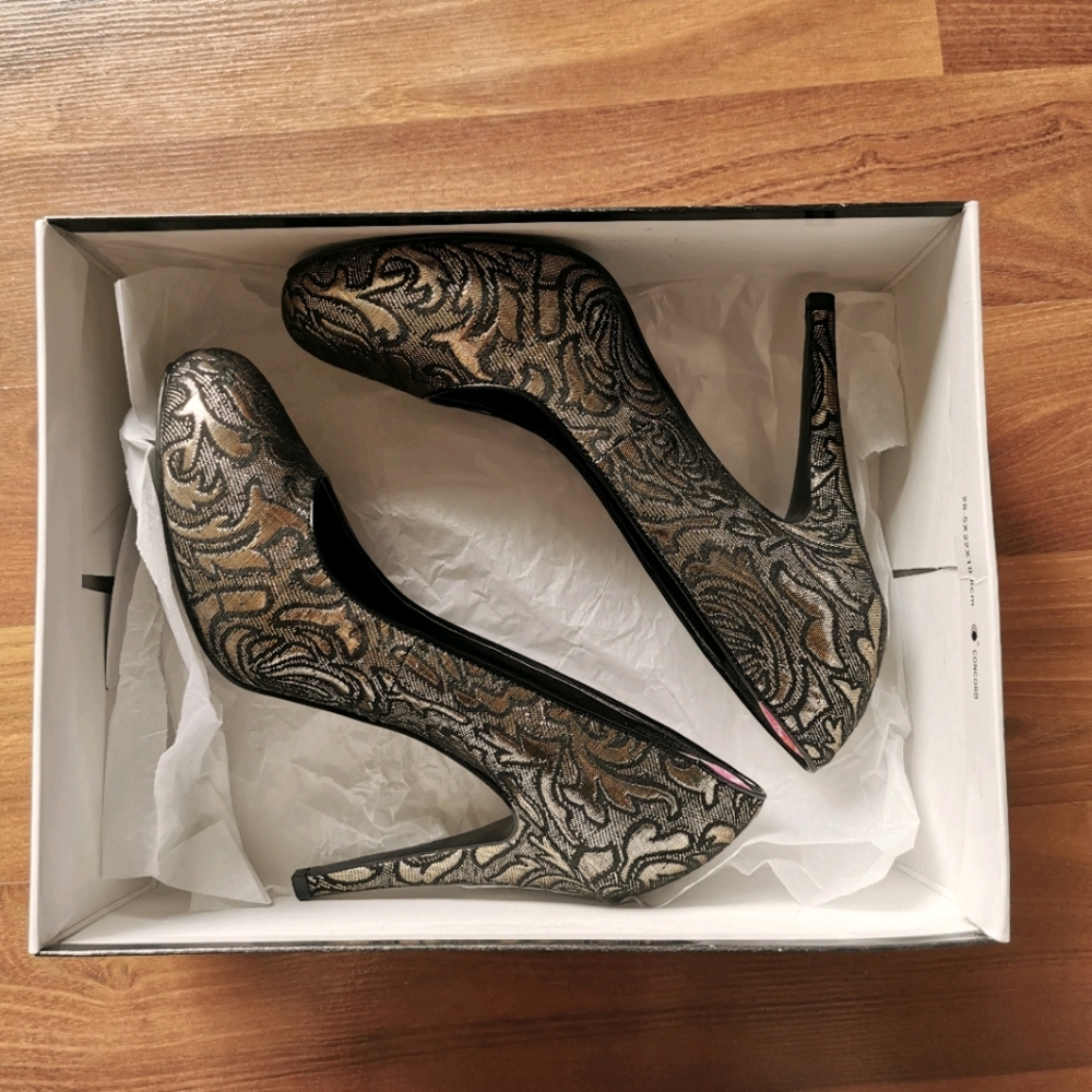 Ninewest Heels